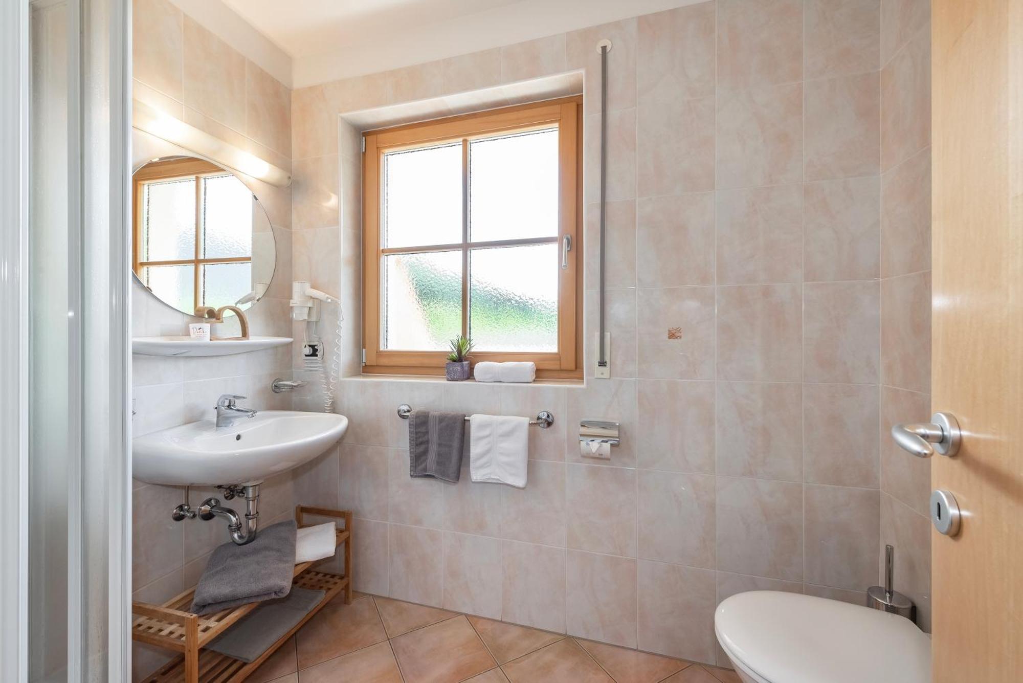 Trinnerhof- Hof Chalets Und Obsthof Mit Zimmer Natz-Schabs エクステリア 写真