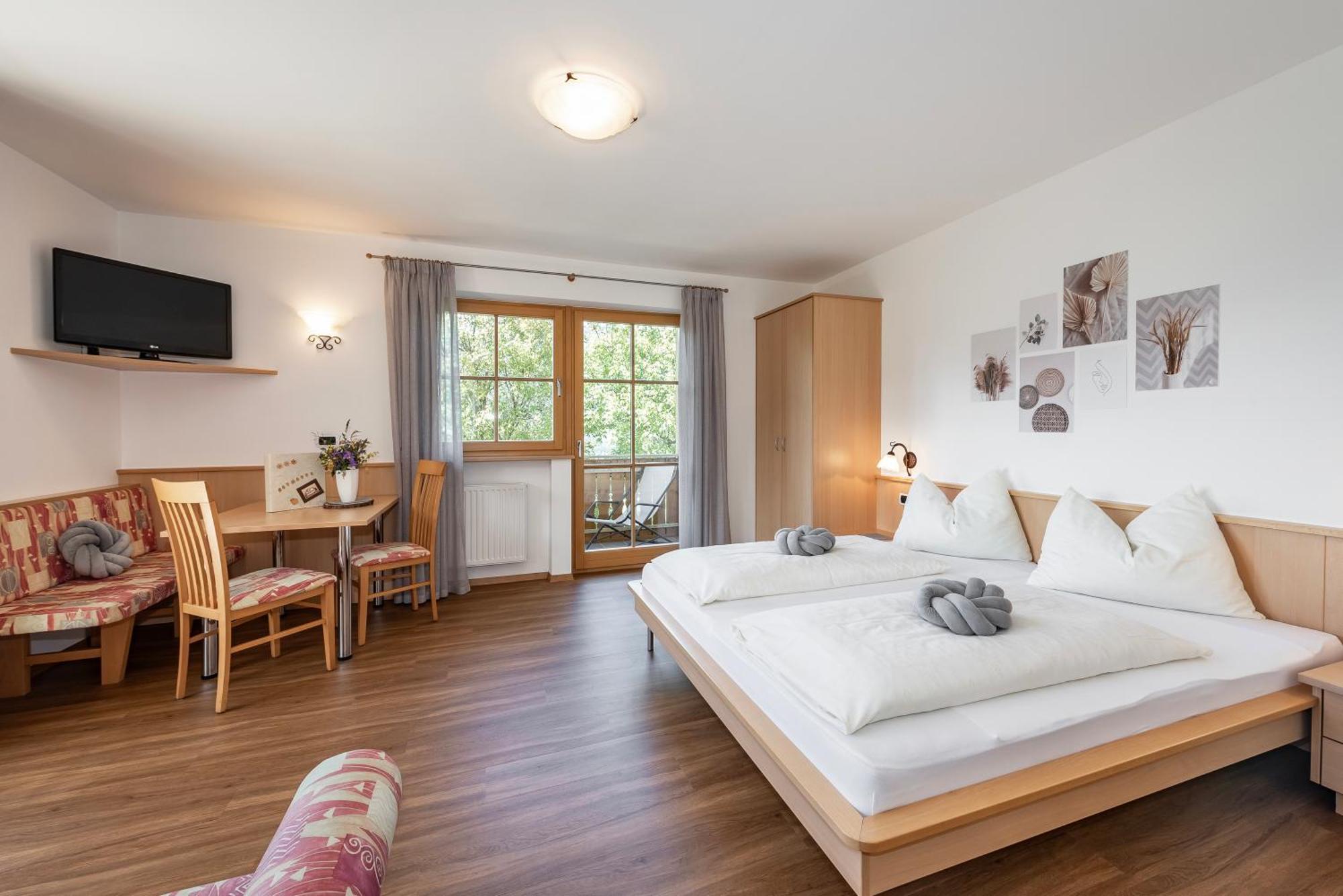 Trinnerhof- Hof Chalets Und Obsthof Mit Zimmer Natz-Schabs エクステリア 写真