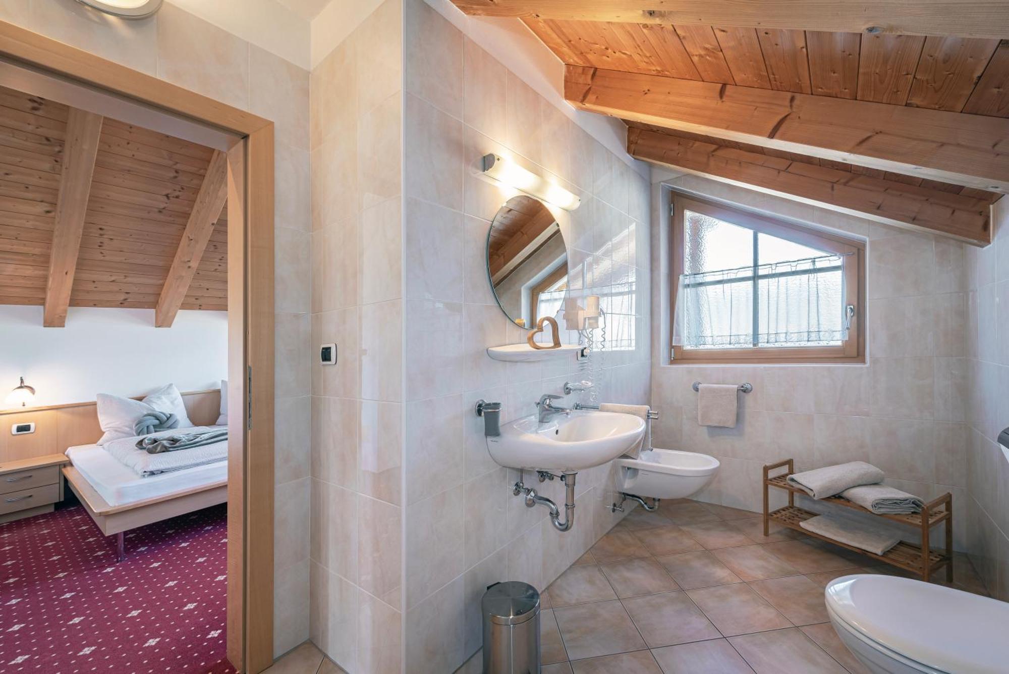 Trinnerhof- Hof Chalets Und Obsthof Mit Zimmer Natz-Schabs エクステリア 写真