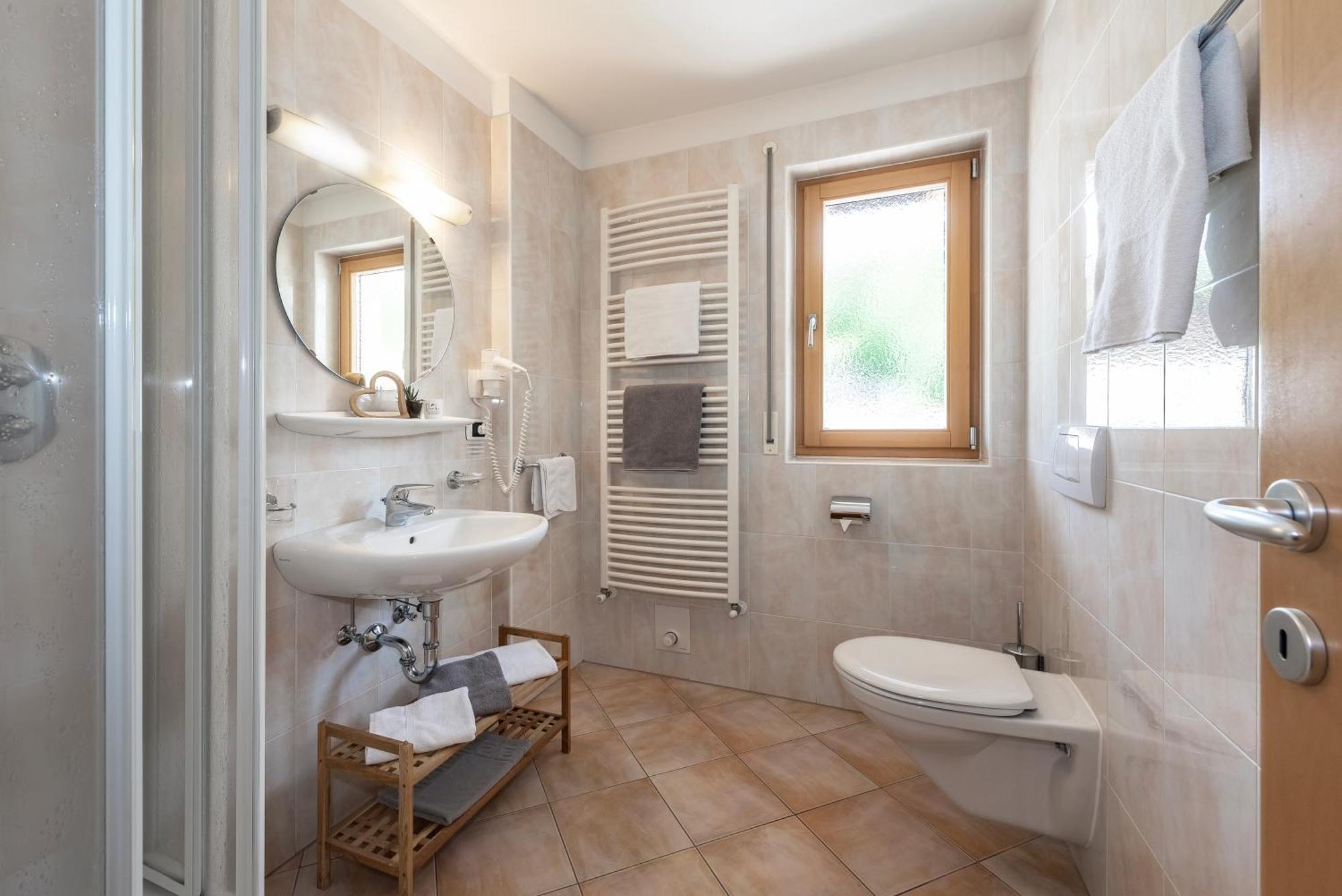 Trinnerhof- Hof Chalets Und Obsthof Mit Zimmer Natz-Schabs エクステリア 写真
